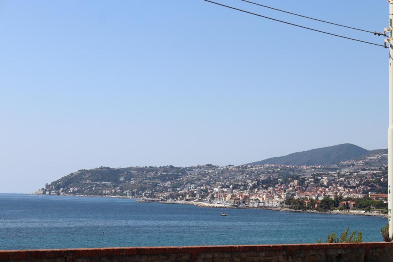 Kadevi Sanremo - Centralissimo, Vicino Al Mare, Garage Sempre Disponibile, Bici Ad Uso Gratuito- Exterior photo