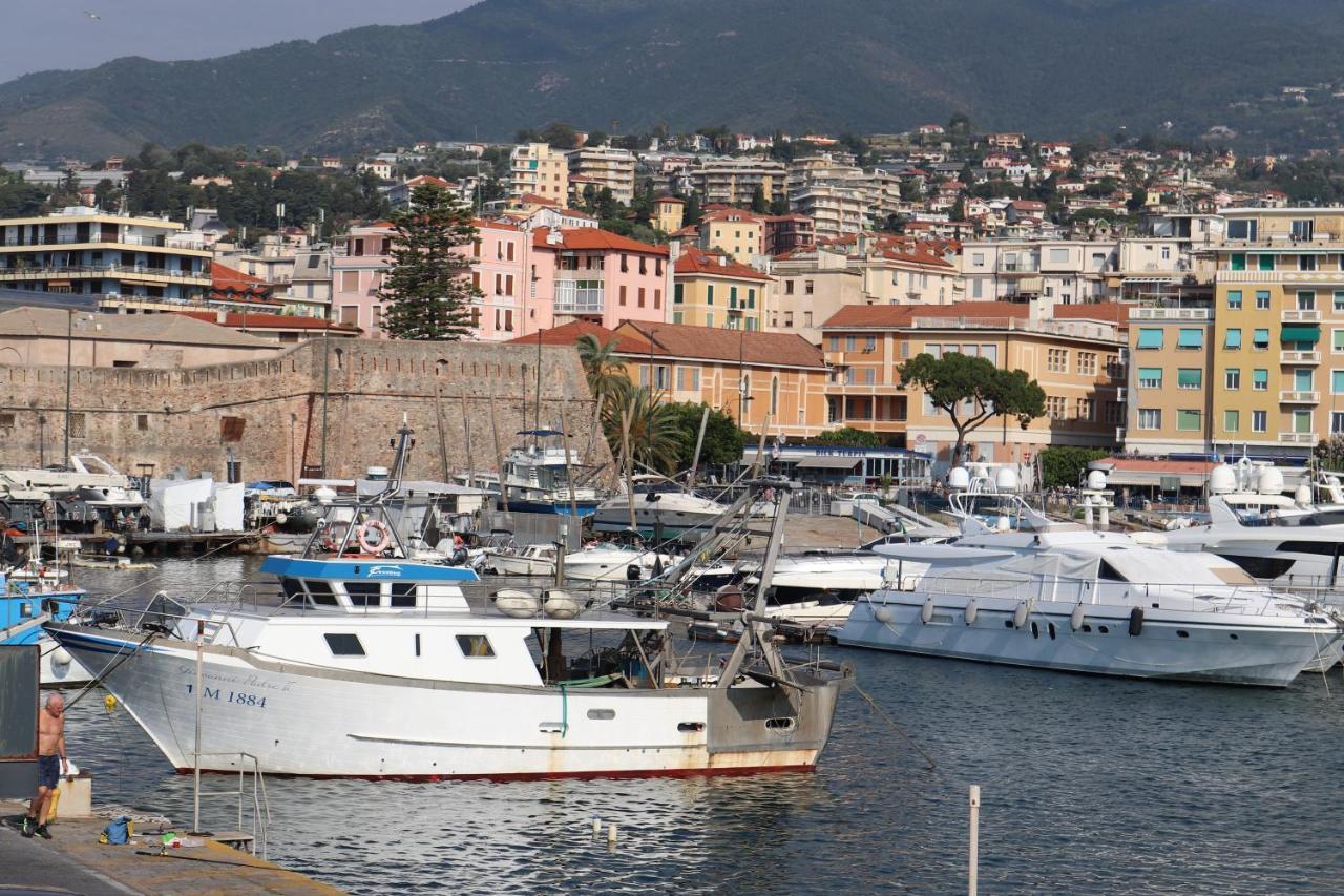 Kadevi Sanremo - Centralissimo, Vicino Al Mare, Garage Sempre Disponibile, Bici Ad Uso Gratuito- Exterior photo