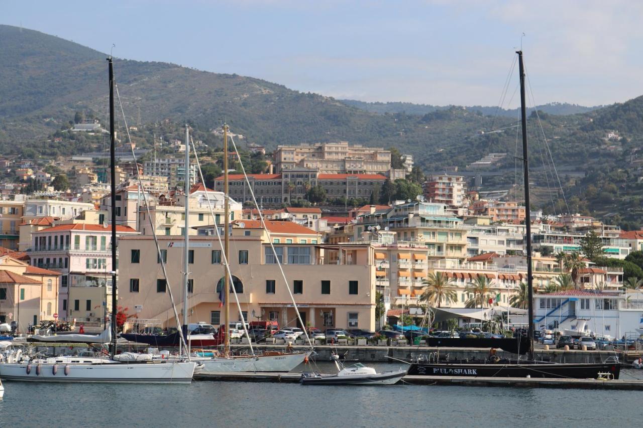 Kadevi Sanremo - Centralissimo, Vicino Al Mare, Garage Sempre Disponibile, Bici Ad Uso Gratuito- Exterior photo