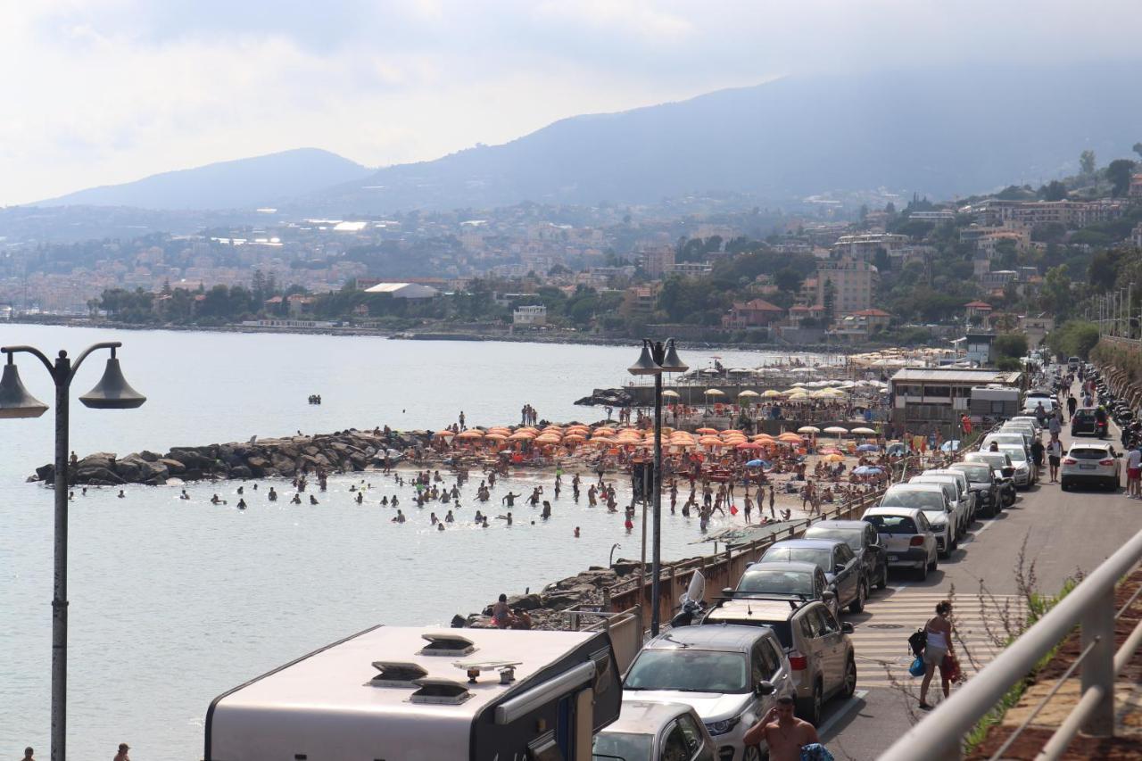 Kadevi Sanremo - Centralissimo, Vicino Al Mare, Garage Sempre Disponibile, Bici Ad Uso Gratuito- Exterior photo